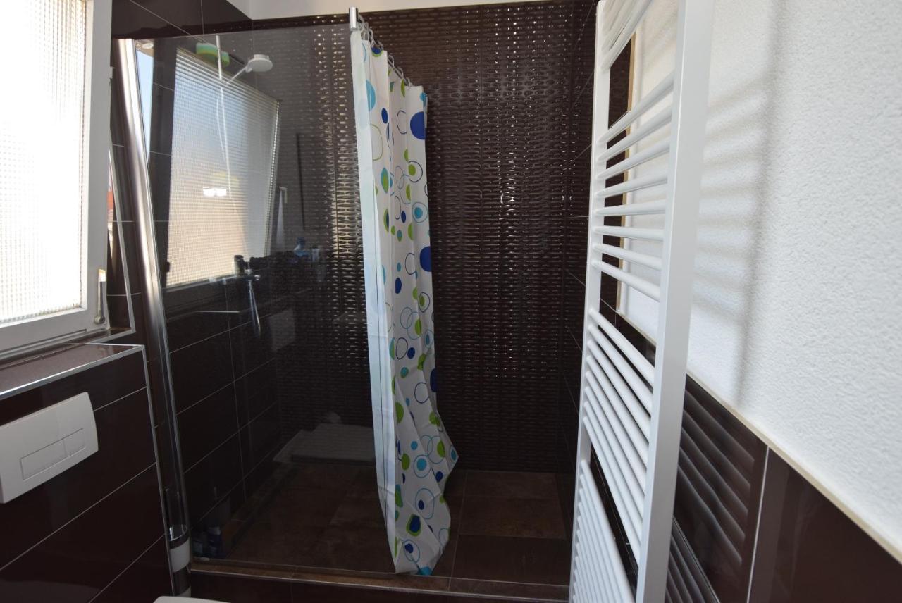 Nuertingen Zimmer מראה חיצוני תמונה