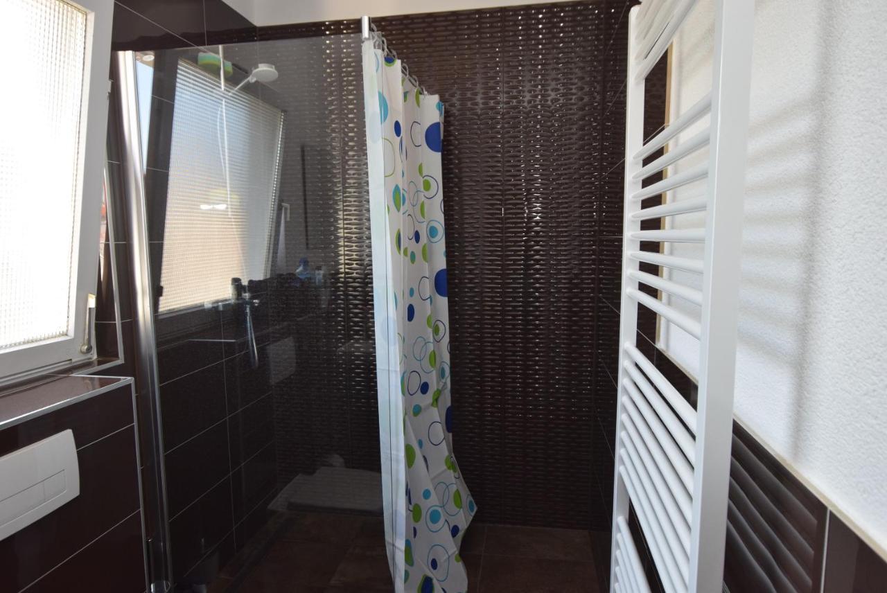 Nuertingen Zimmer מראה חיצוני תמונה